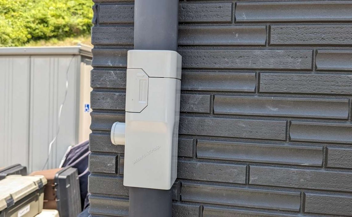 雨水タンクを設置しました