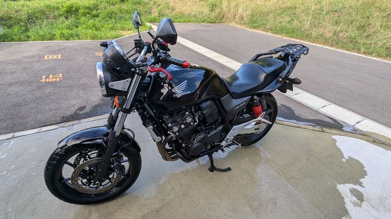 スーフォアの洗車